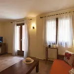 Apartment Lets Holidays New Close To The 2 Tossa de Mar